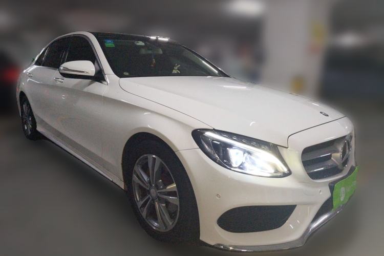 Used Mercedes-Benz C-Class 2016 C 200 L Sport Edition Front Right 45 Deg