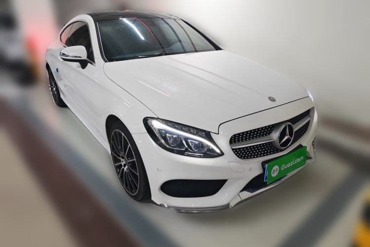 Used Mercedes-Benz C-Class 2016 C 200 4MATIC Coupe Front Right 45 Deg