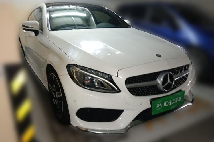 Used Mercedes-Benz C-Class 2016 C 200 Coupe Front Right 45 Deg