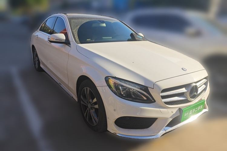 Used Mercedes-Benz C-Class 2016 C 200 L Sport Edition Front Right 45 Deg