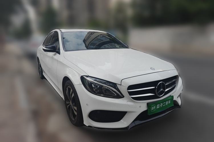 Used Mercedes-Benz C-Class 2016 C 200 Sport Edition Front Right 45 Deg