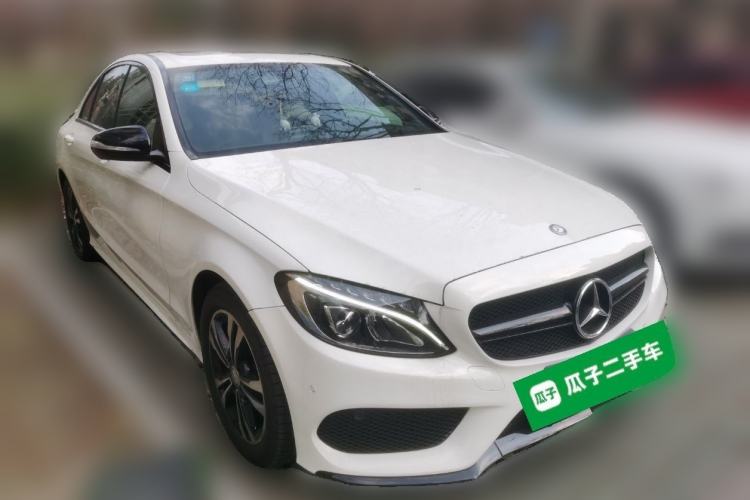 Used Mercedes-Benz C-Class 2016 C 200 Sport Edition Front Right 45 Deg
