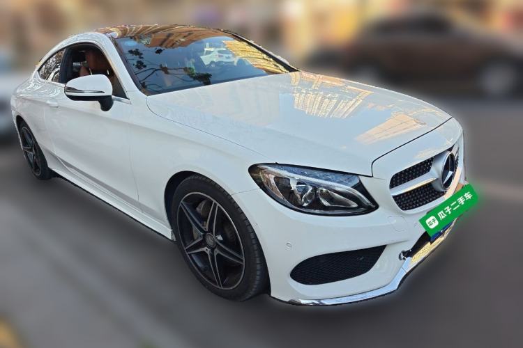Used Mercedes-Benz C-Class 2016 C 200 Coupe Front Right 45 Deg