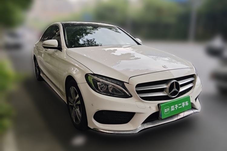 Used Mercedes-Benz C-Class 2016 C 200 L Sport Edition Front Right 45 Deg
