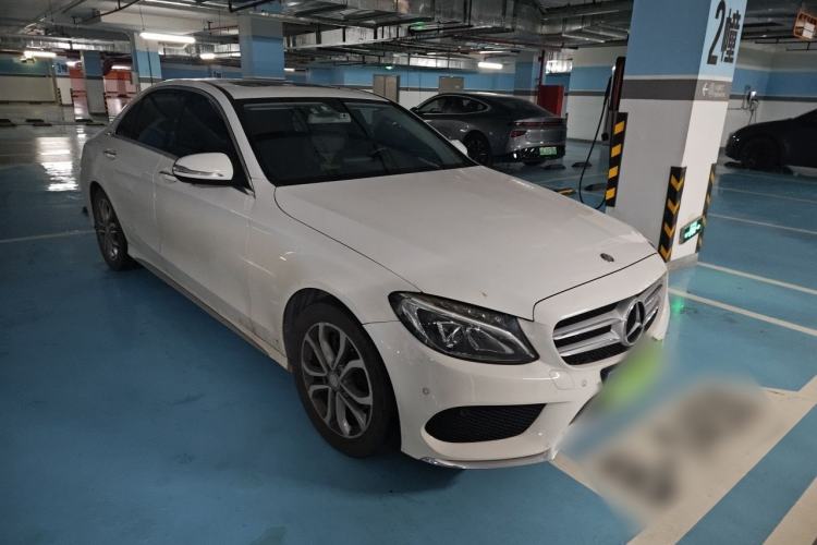 Used Mercedes-Benz C-Class 2016 C 180 L Sport Edition Front Right 45 Deg
