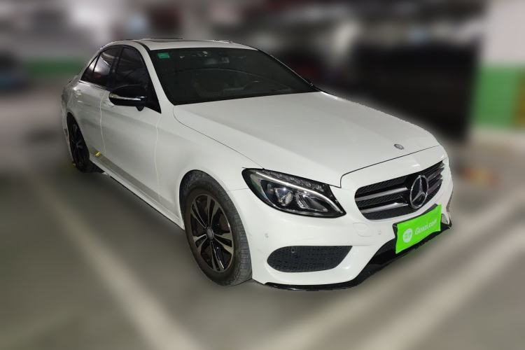 Used Mercedes-Benz C-Class 2016 C 200 Sport Edition Front Right 45 Deg
