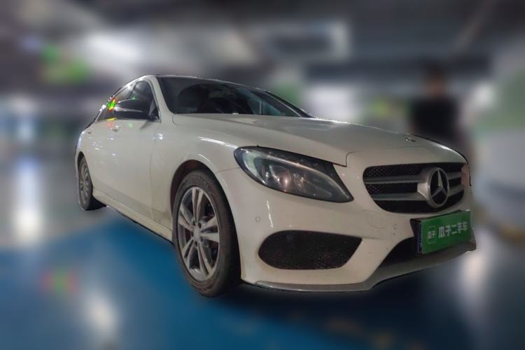 Used Mercedes-Benz C-Class 2016 C 200 L Sport Edition Front Right 45 Deg