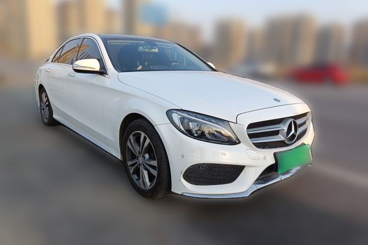 Used Mercedes-Benz C-Class 2016 C 200 L Sport Edition Front Right 45 Deg