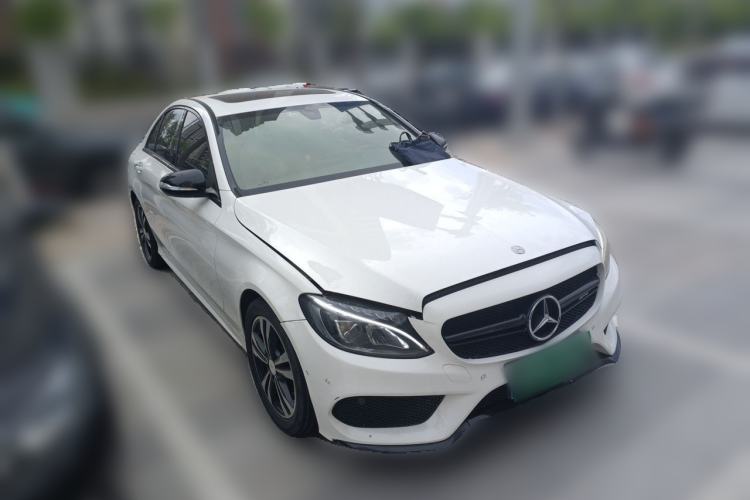 Used Mercedes-Benz C-Class 2016 C 200 Sport Edition Front Right 45 Deg