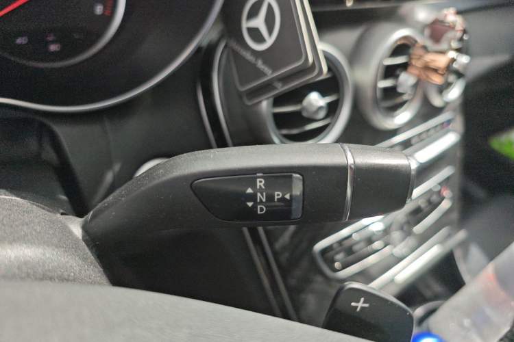 Used Mercedes-Benz C-Class 2016 C 180 L Sport Edition Gear Lever