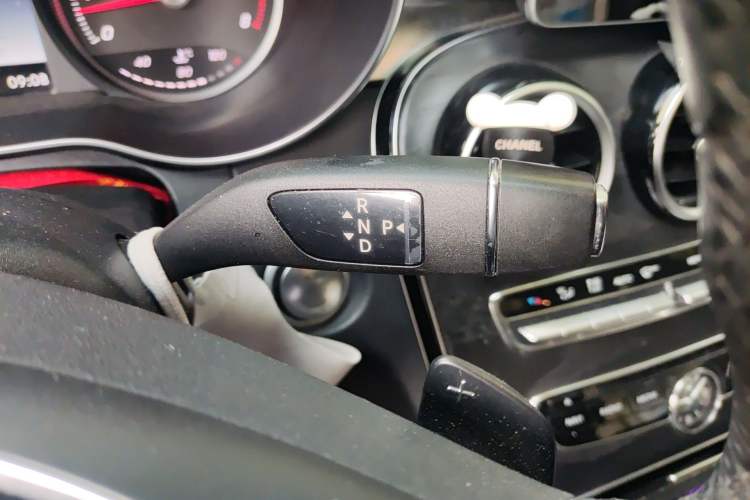 Used Mercedes-Benz C-Class 2016 C 200 L Sport Edition Gear Lever