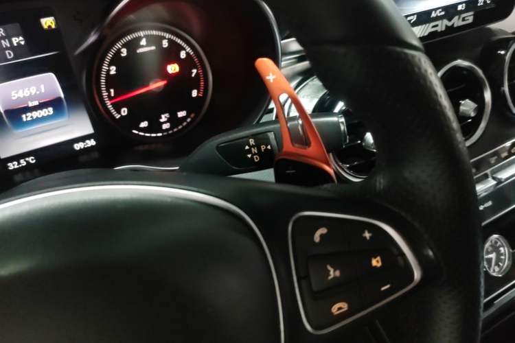 Used Mercedes-Benz C-Class 2016 C 180 L Sport Edition Gear Lever