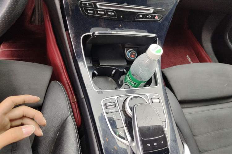Used Mercedes-Benz C-Class 2016 C 200 Sport Edition 4MATIC Gear Lever