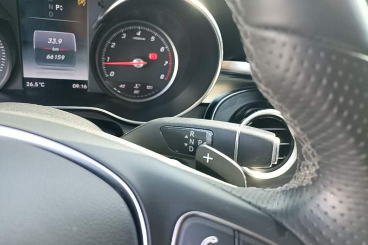 Used Mercedes-Benz C-Class 2016 C 200 L Sport Edition Gear Lever
