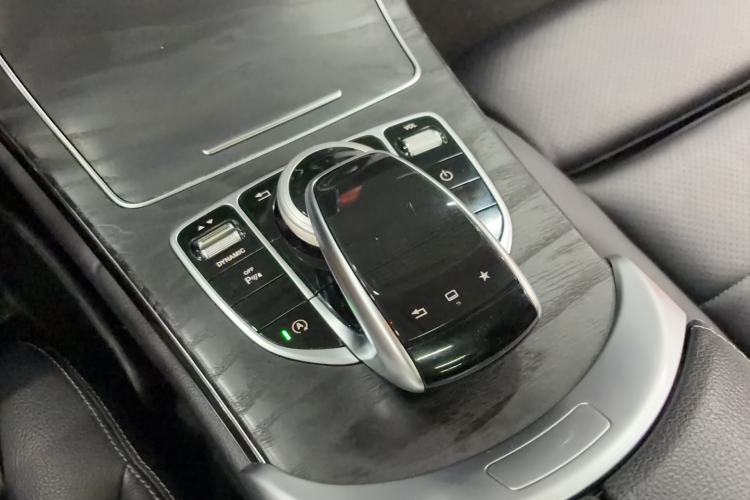Used Mercedes-Benz C-Class 2016 C 200 L Sport Edition Gear Lever