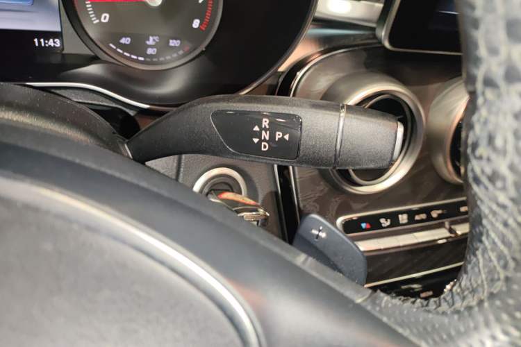 Used Mercedes-Benz C-Class 2016 C 180 Estate Gear Lever