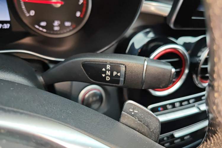 Used Mercedes-Benz C-Class 2016 C 200 Sport Edition Gear Lever
