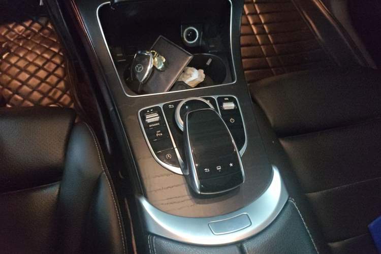 Used Mercedes-Benz C-Class 2016 C 200 L Sport Edition Gear Lever