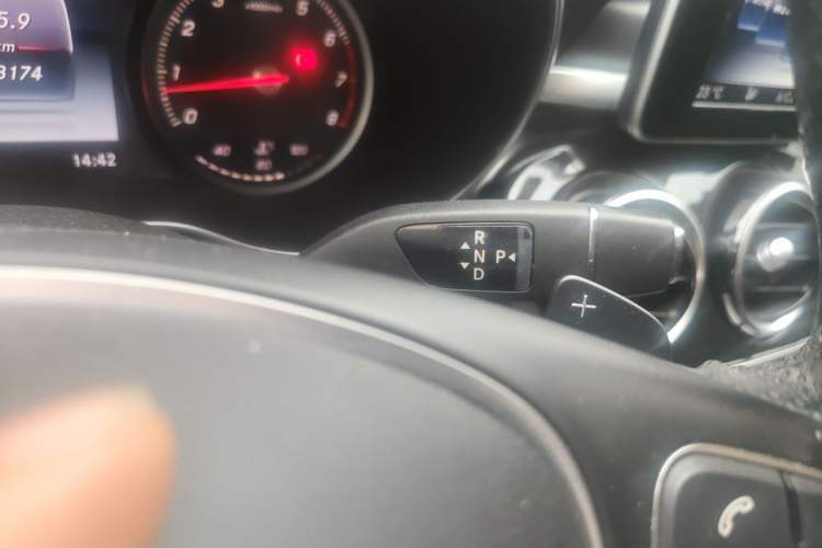 Used Mercedes-Benz C-Class 2016 C 200 L Sport Edition Gear Lever