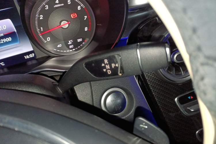 Used Mercedes-Benz C-Class 2016 C 200 L Gear Lever