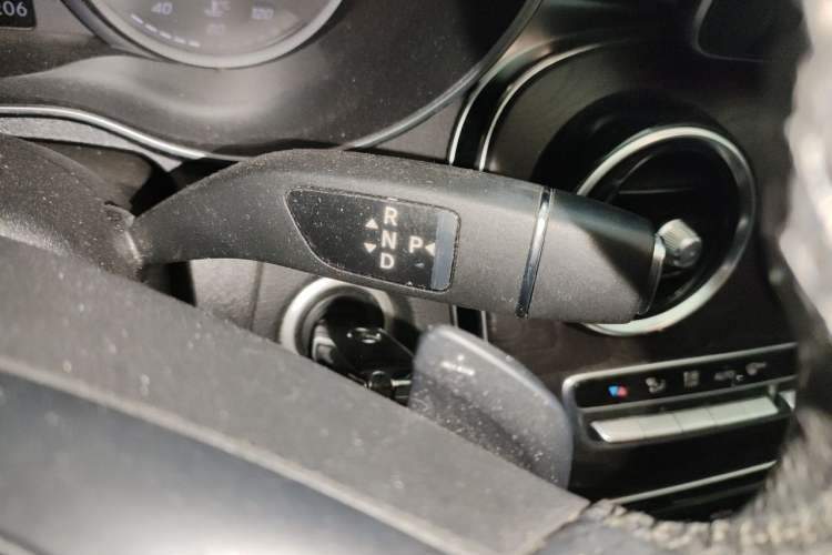 Used Mercedes-Benz C-Class 2016 C 180 L Sport Edition Gear Lever
