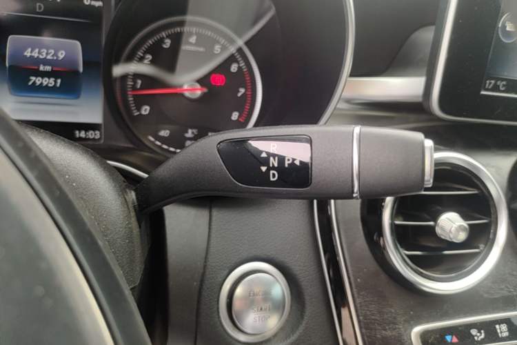 Used Mercedes-Benz C-Class 2016 C 200 L Sport Edition Gear Lever
