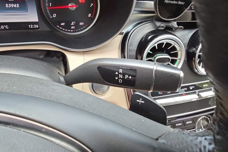 Used Mercedes-Benz C-Class 2016 C 180 L Sport Edition Gear Lever