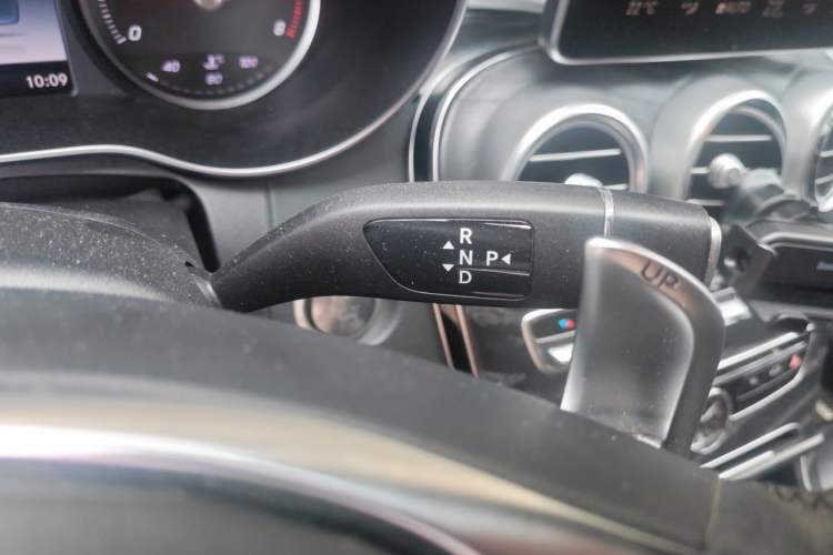 Used Mercedes-Benz C-Class 2016 C 300 station wagon Gear Lever