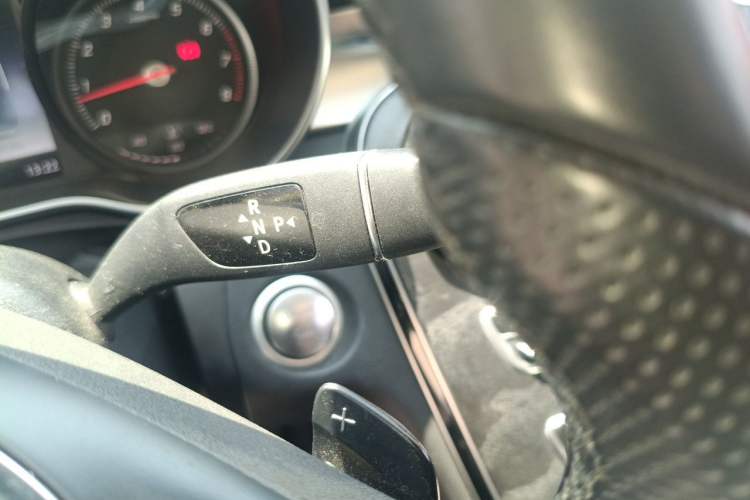 Used Mercedes-Benz C-Class 2016 C 200 L Sport Edition Gear Lever