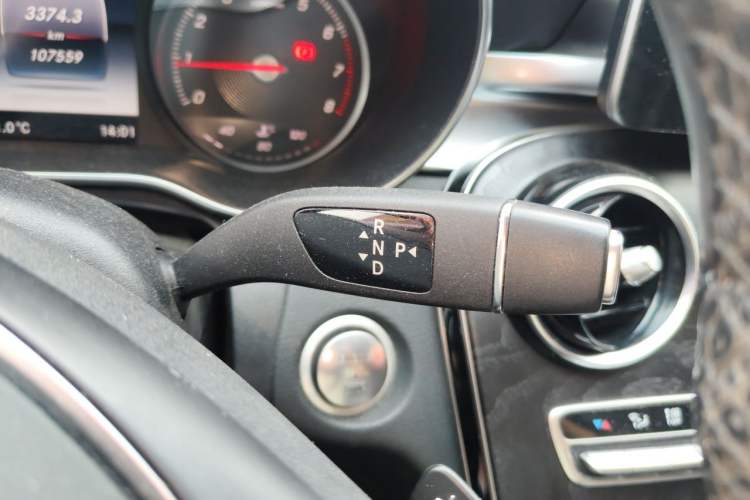 Used Mercedes-Benz C-Class 2016 C 180 L Sport Edition Gear Lever