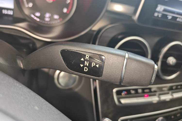 Used Mercedes-Benz C-Class 2016 C 180 L Sport Edition Gear Lever