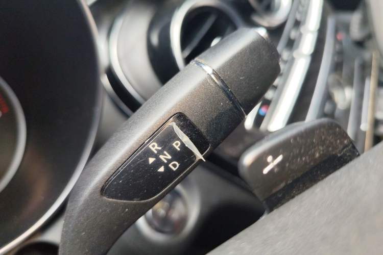 Used Mercedes-Benz C-Class 2016 C 200 L Sport Edition Gear Lever