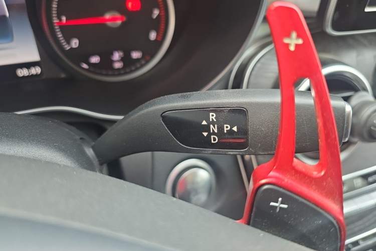 Used Mercedes-Benz C-Class 2016 C 200 L Sport Edition Gear Lever