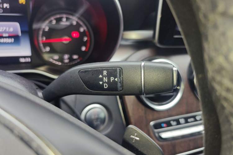 Used Mercedes-Benz C-Class 2016 C 180 L Sport Edition Gear Lever