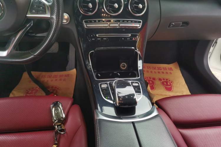 Used Mercedes-Benz C-Class 2016 C 200 Sport Edition Gear Lever
