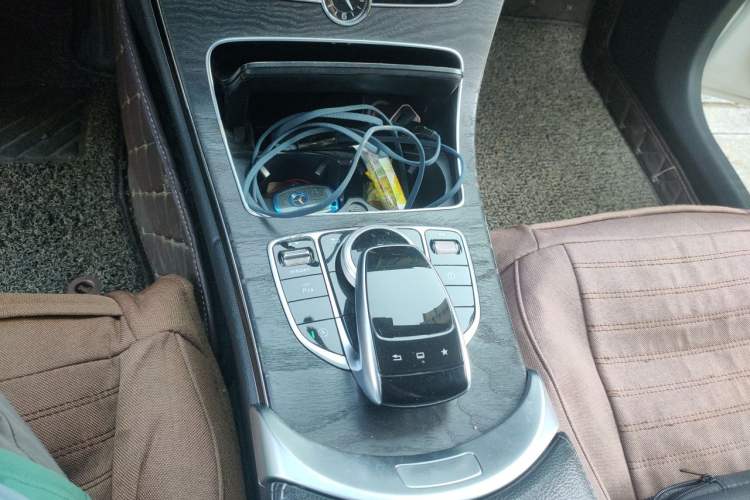 Used Mercedes-Benz C-Class 2016 C 180 L Sport Edition Gear Lever
