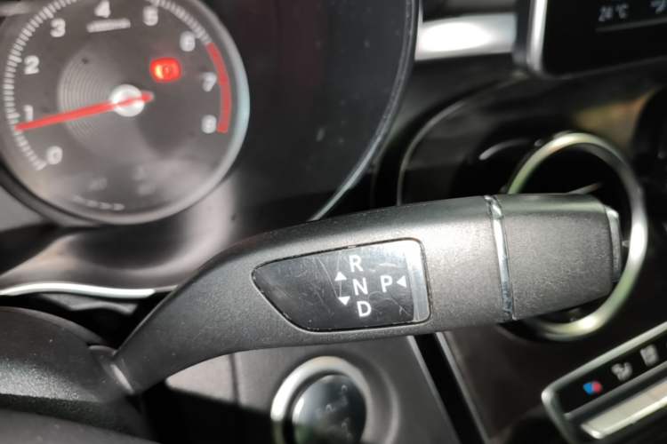 Used Mercedes-Benz C-Class 2016 C 200 L Sport Edition Gear Lever