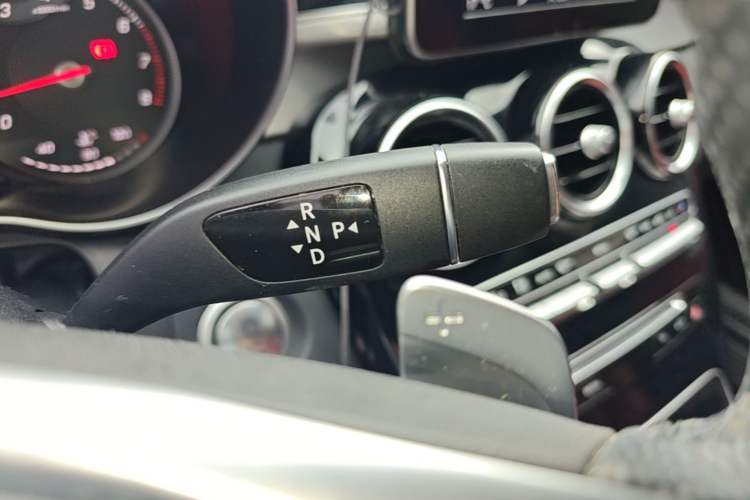 Used Mercedes-Benz C-Class 2016 C 200 Sport Edition Gear Lever