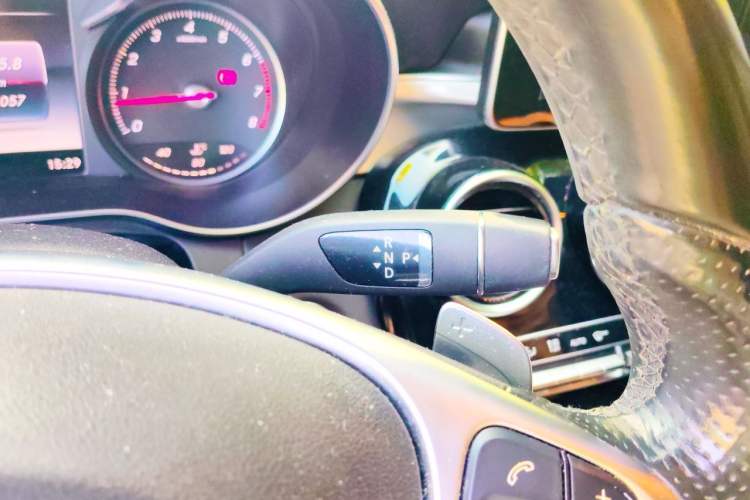 Used Mercedes-Benz C-Class 2016 C 200 Sport Edition Gear Lever