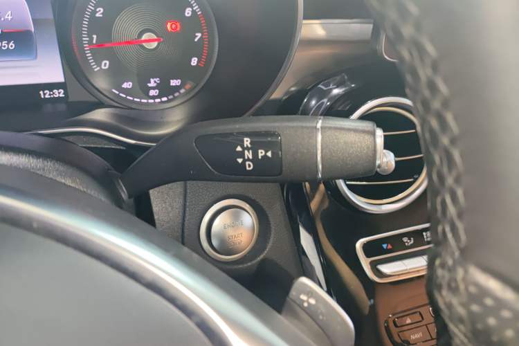 Used Mercedes-Benz C-Class 2016 C 200 Coupe Gear Lever