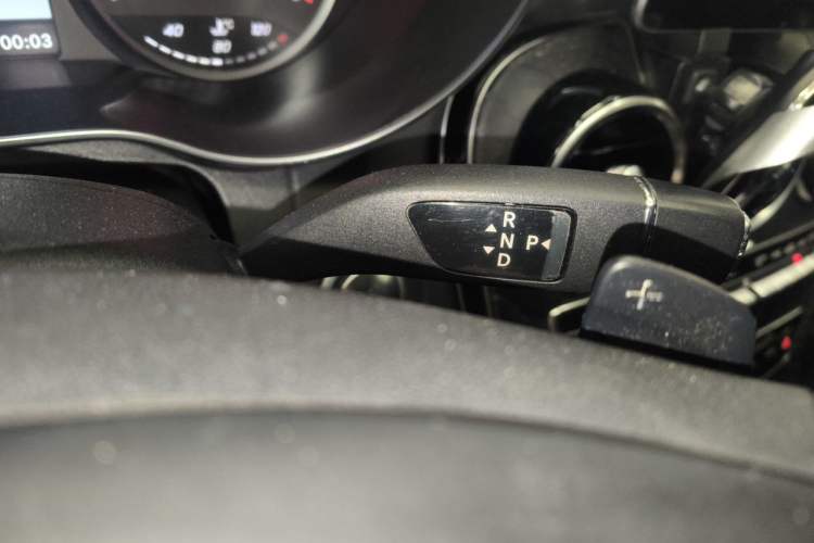 Used Mercedes-Benz C-Class 2016 C 200 L Sport Edition Gear Lever