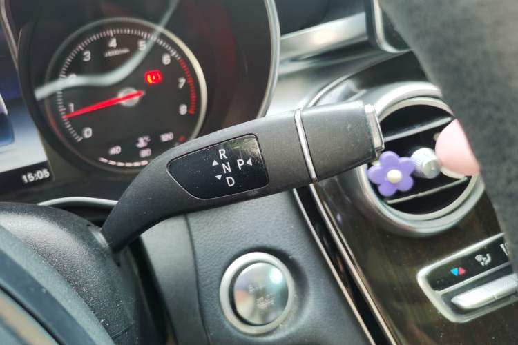 Used Mercedes-Benz C-Class 2016 C 200 L Gear Lever