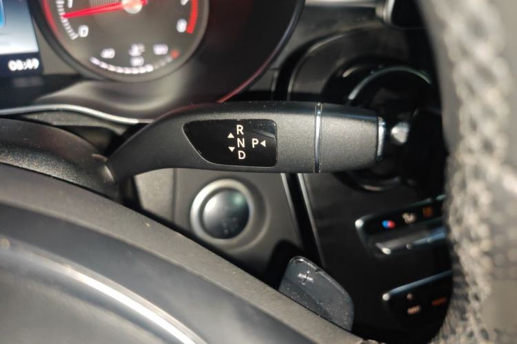 Used Mercedes-Benz C-Class 2016 C 200 L Sport Edition Gear Lever