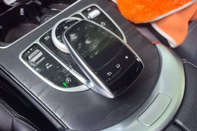 Used Mercedes-Benz C-Class 2016 C 180 L Sport Edition Gear Lever