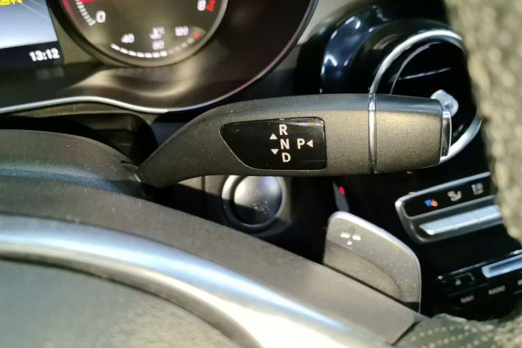 Used Mercedes-Benz C-Class 2016 C 200 Sport Edition Gear Lever