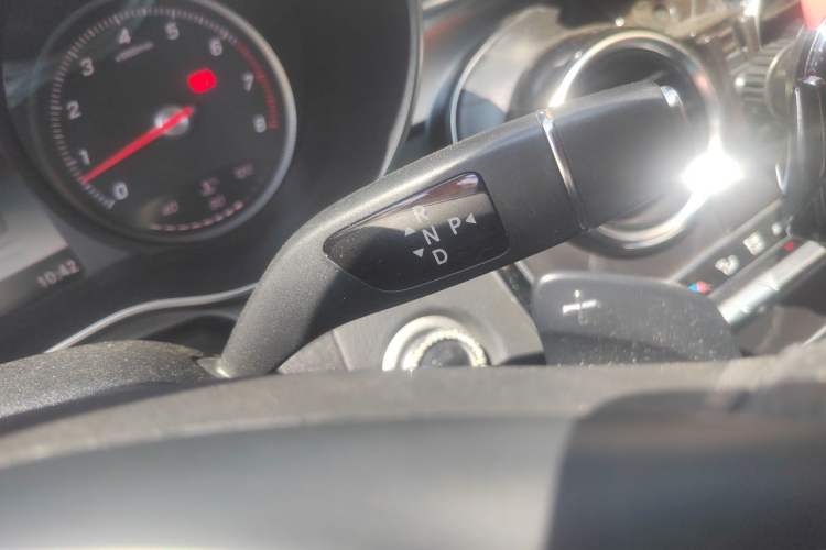 Used Mercedes-Benz C-Class 2016 C 180 L Sport Edition Gear Lever