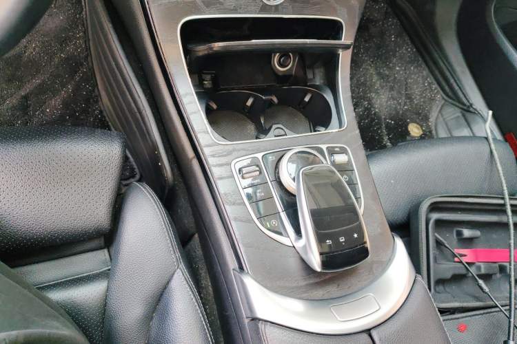 Used Mercedes-Benz C-Class 2016 C 180 L Sport Edition Gear Lever