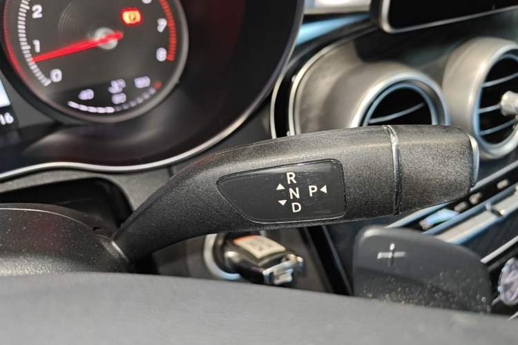 Used Mercedes-Benz C-Class 2016 C 180 Estate Gear Lever