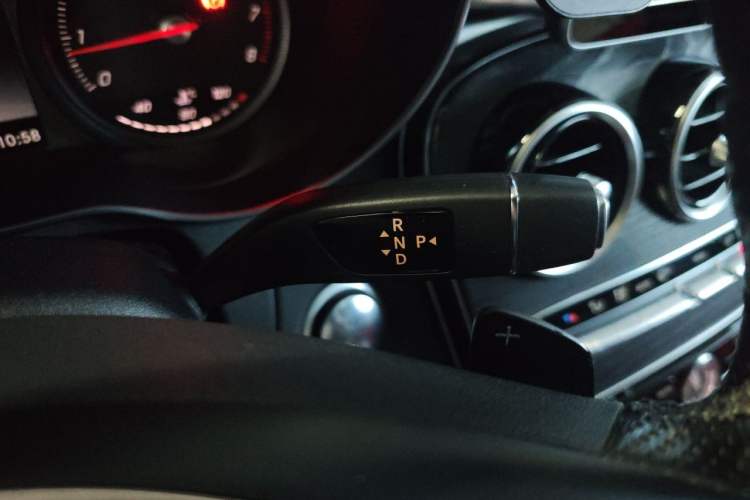 Used Mercedes-Benz C-Class 2016 C 180 L Sport Edition Gear Lever