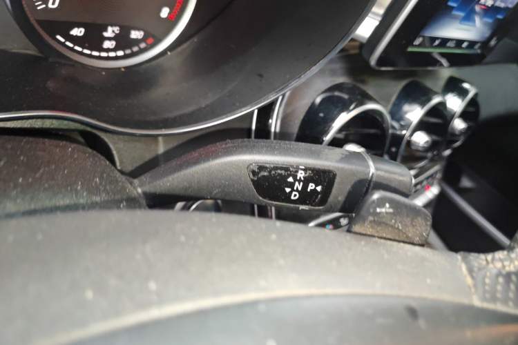 Used Mercedes-Benz C-Class 2016 C 180 L Sport Edition Gear Lever